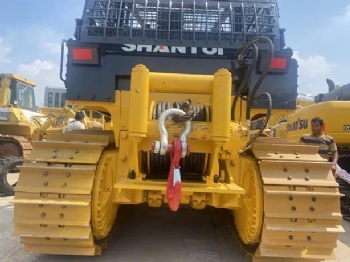 Shantui SD32 Bulldozer with WINCH
