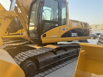 CAT 325CL Excavator