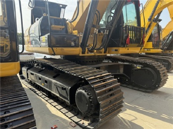 CAT 330D Excavator