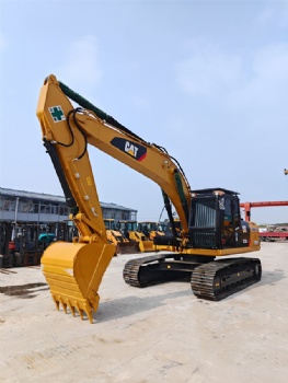 CAT 323D2L Excavator