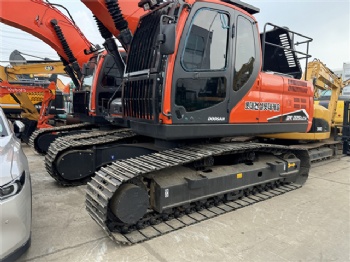 Doosan DX225LCA Excavator